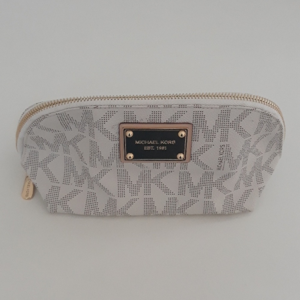 Micheal Kors makeup bag